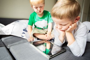 Kids playing with ipads